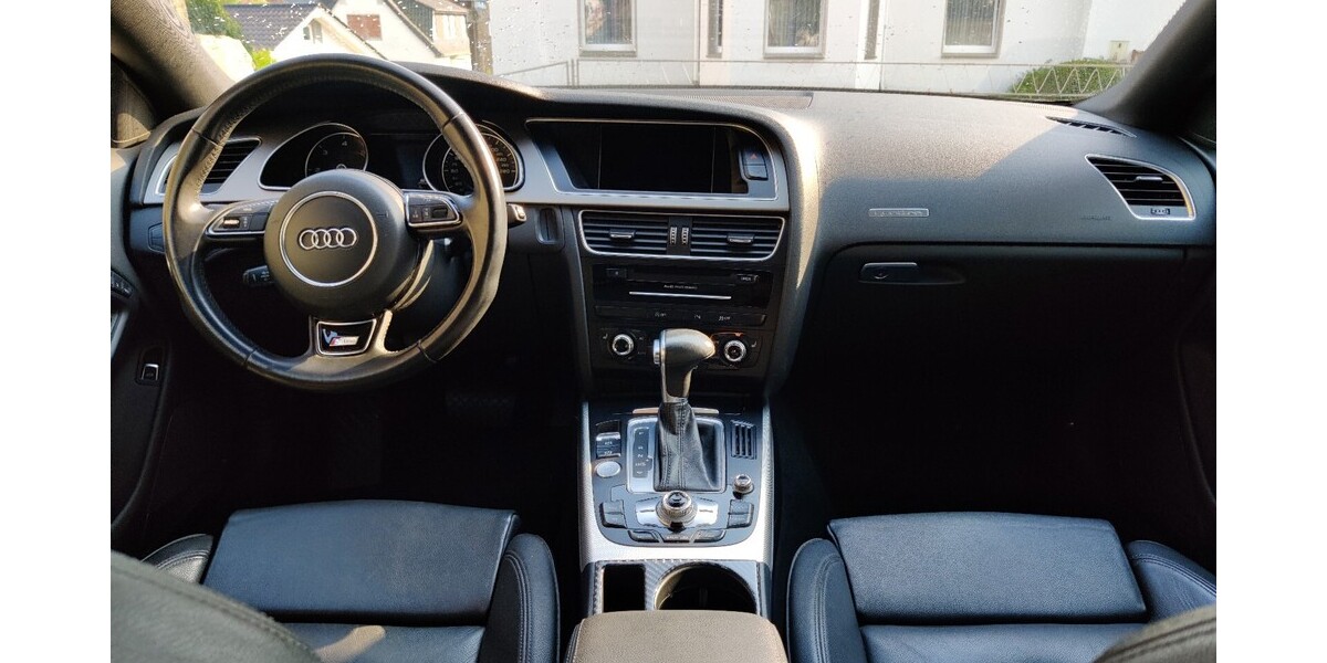 Audi A5 178.000 km 15.000 &euro; Warburg 34414