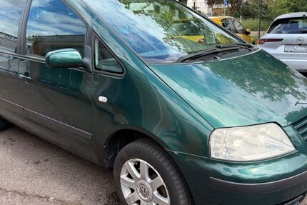 VW Sharan 210.000 km 2.900 &euro; Dillingen 66763