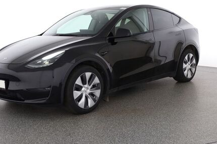 Tesla Model Y 34.373 km 35.680 &euro; Berlin 12103