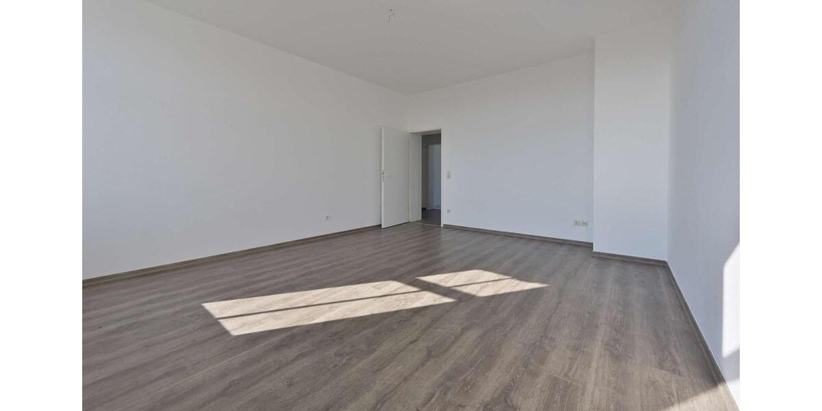 Etagenwohnung Hohenstein-Ernstthal Ernstthal - 3 Zimmer, 66 m&sup2;, 365&euro; | Angebot:26001485