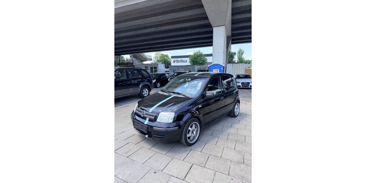 Fiat Panda 172.000 km 1.299 &euro; München 81825