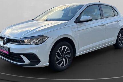 VW Polo 26.739 km 15.890 &euro; Aachen 52068