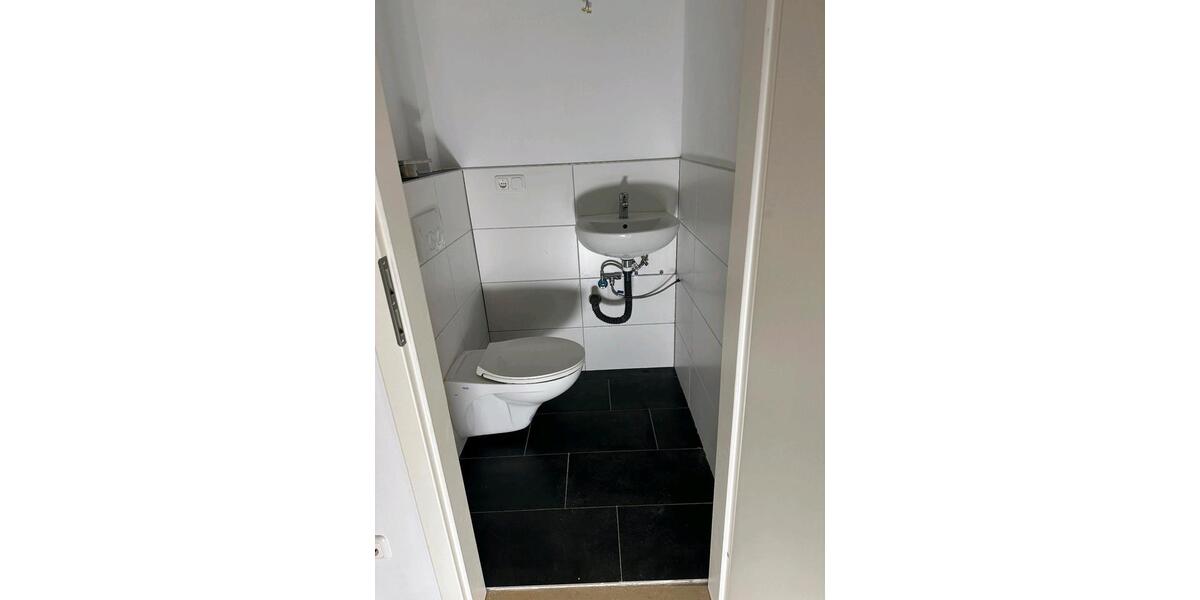 Etagenwohnung Frielendorf - 5 Zimmer, 115 m&sup2;, 900&euro; | Angebot:26479823