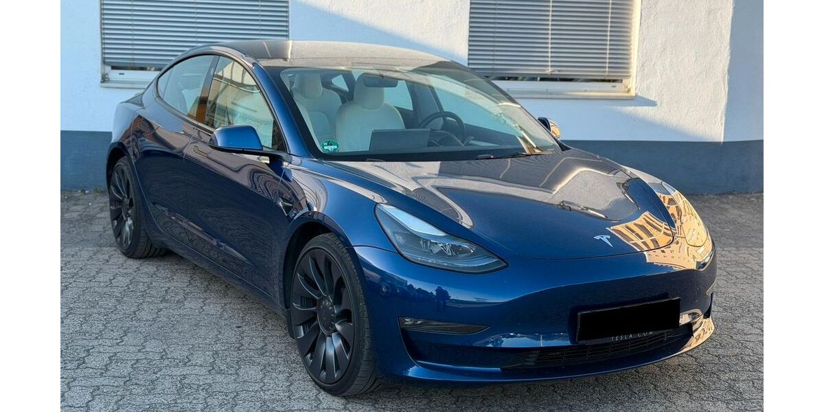 Tesla Model 3 43.000 km 31.999 &euro; Langen (Hessen) 63225