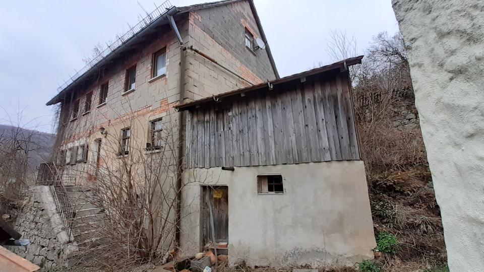 Einfamilienhaus Schnaittach - 7 Zimmer, 160 m&sup2;, 109.000&euro; | Angebot:27219091