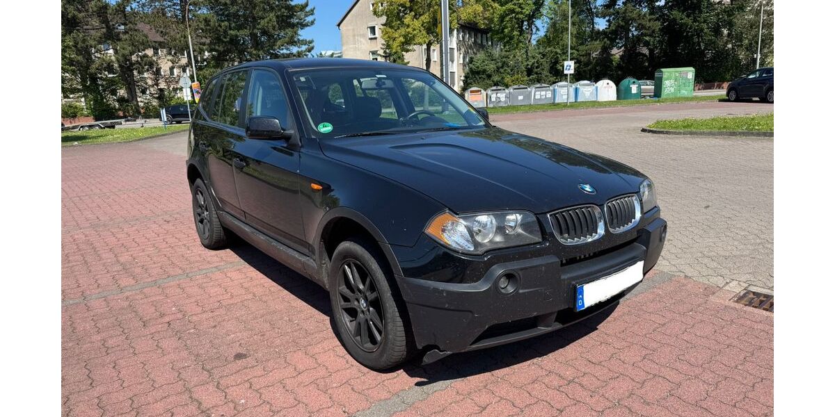 BMW X3 169.086 km 4.990 &euro; Lübeck 23556
