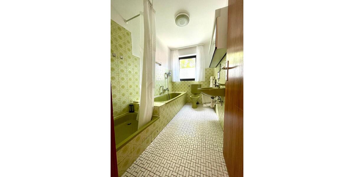 Erdgeschoßwohnung Bad Schwalbach - 3.5 Zimmer, 103 m&sup2;, 900&euro; | Angebot:26665875