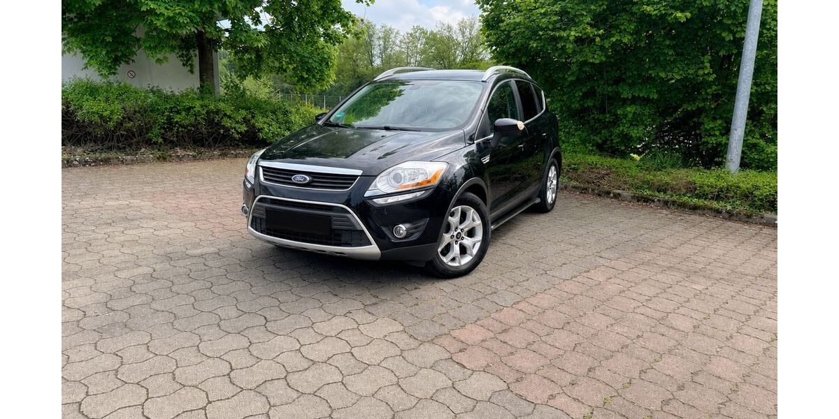 Ford Kuga 145.859 km 7.900 &euro; Waiblingen 71336