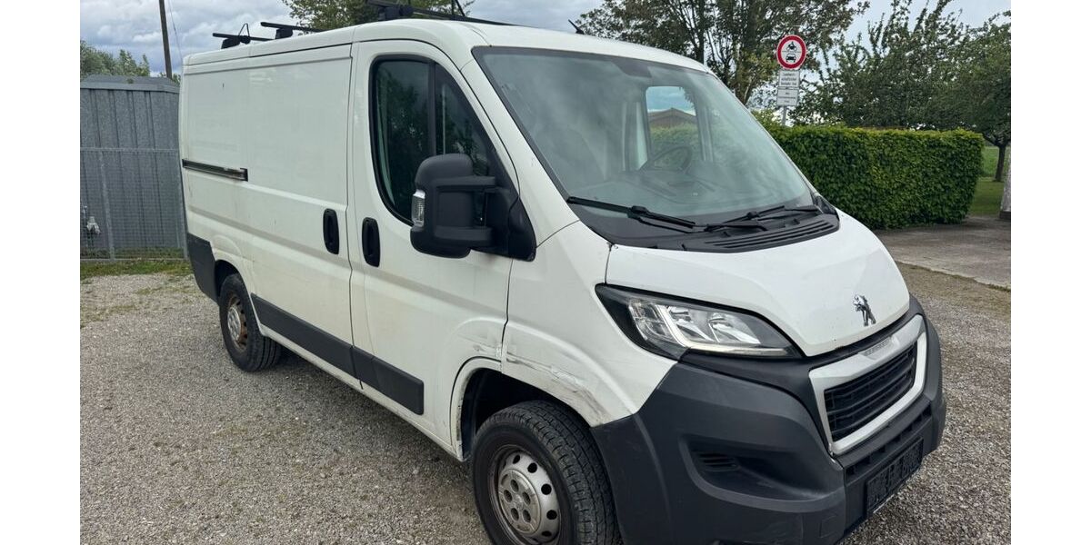 Peugeot Boxer 227.000 km 3.300 &euro; Illertissen 89257
