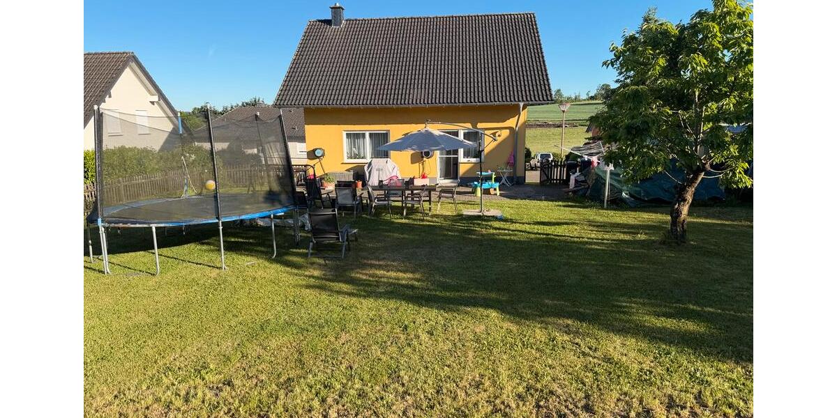 Einfamilienhaus Hermeskeil - 6 Zimmer, 150 m&sup2;, 380.000&euro; | Angebot:26993991