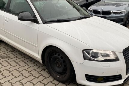 Audi A3 151.790 km 2.990 &euro; Zwickau 08058