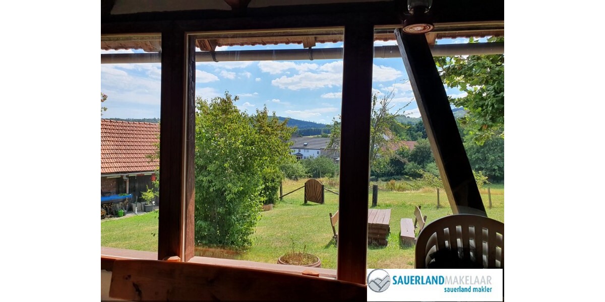 Freistehendes Haus mit Aussicht in Stormbruch - Einfamilienhaus Diemelsee-Stormbruch Stormbruch | Angebot:8767926