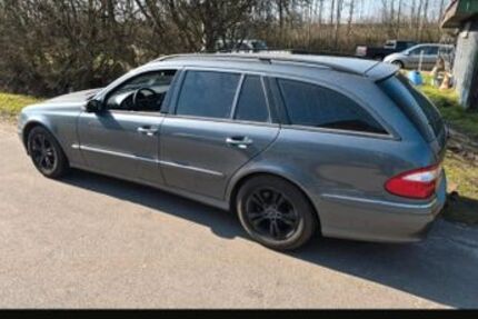 Mercedes-Benz E 320 378.000 km 1.999 &euro; Tellingstedt 25782