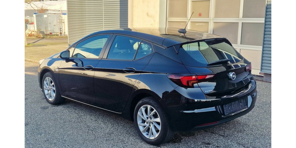 Opel Astra 1.5 D Edition Klimaautomatik NAVI LED 52.000 km 13.998 &euro; Landau 76829