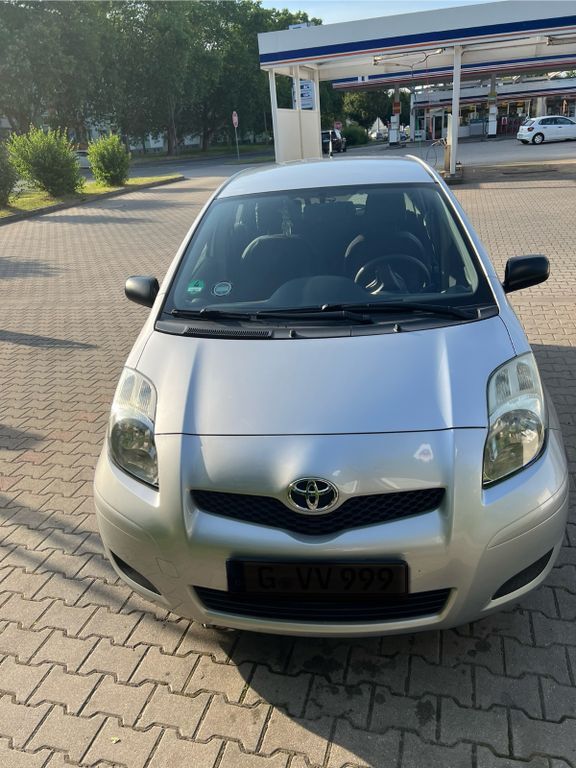 Yaris