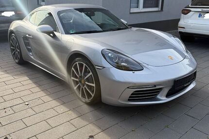 Porsche Cayman 125.000 km 50.900 € Köln 51067