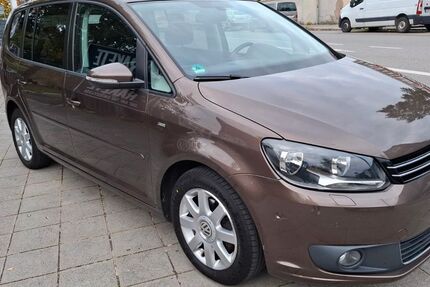 VW Touran 129.750 km 10.450 € Nürnberg 90441