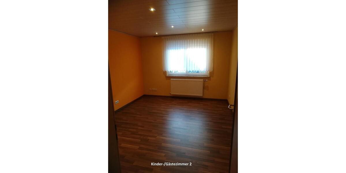 Etagenwohnung Obertrubach - 5 Zimmer, 130 m&sup2;, 1.150&euro; | Angebot:26224836
