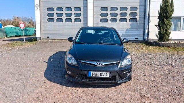 Hyundai i30 132.000 km 1.850 &euro; Neustadt/Wstr. 67433