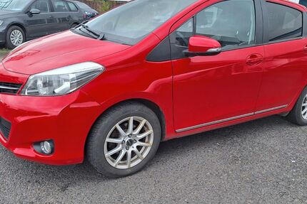 Toyota Yaris 122.300 km 5.470 &euro; Mitterteich 95666