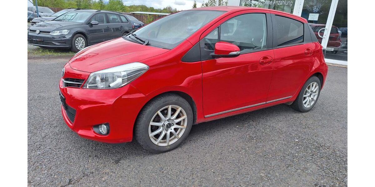 Toyota Yaris 122.300 km 5.470 &euro; Mitterteich 95666