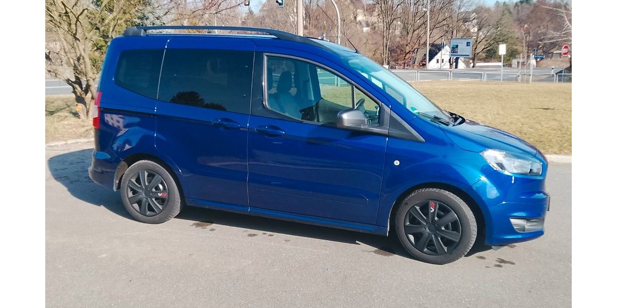 Ford Tourneo Courier 107.000 km 7.900 &euro; Lichtentanne OT Schönfels 08115