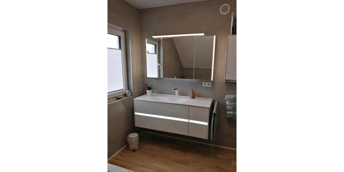 Einfamilienhaus Schenklengsfeld - 4 Zimmer, 138 m&sup2;, 330.000&euro; | Angebot:27009887