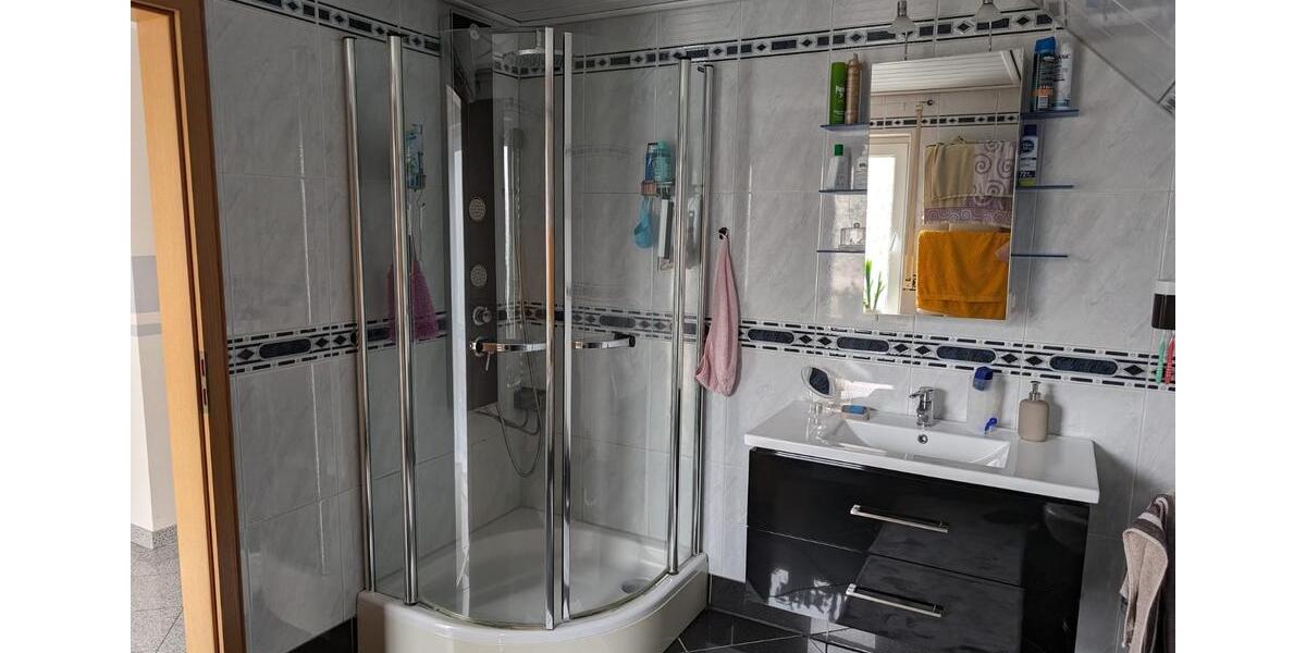 Einfamilienhaus Bad Berleburg - 9 Zimmer, 148 m&sup2;, 370.000&euro; | Angebot:26944773
