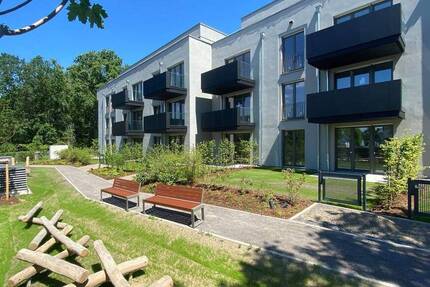 Helle Wohnung mit Balkon zum Garten 4 zimmer