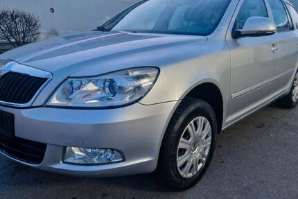 Skoda Octavia 267.000 km 2.390 &euro; Augsburg 86167