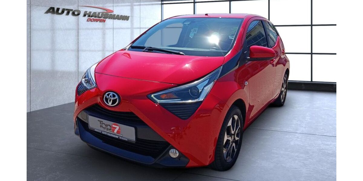 Toyota Aygo (X) 9.815 km 12.490 &euro; Dorfen 84405