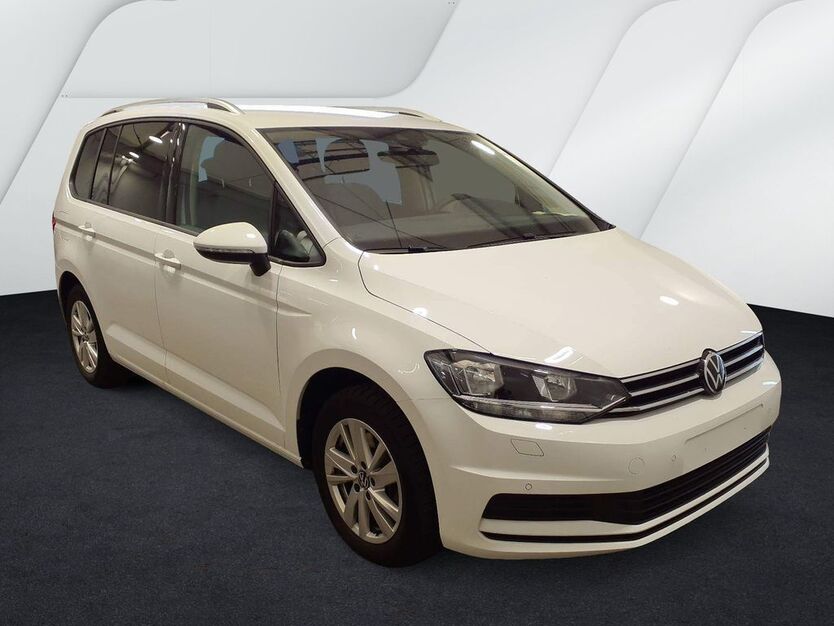 VW Touran 22.990 km 30.330 € Wackersdorf 92442