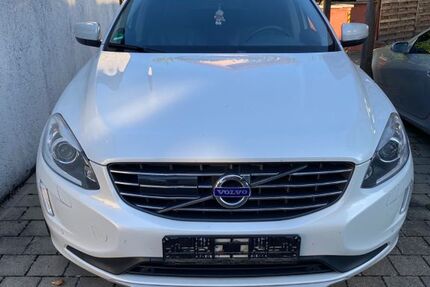 Volvo XC60 175.000 km 15.899 € Eschbach 79427