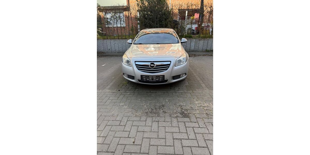 Opel Insignia 190.206 km 3.200 &euro; Hamburg 22083