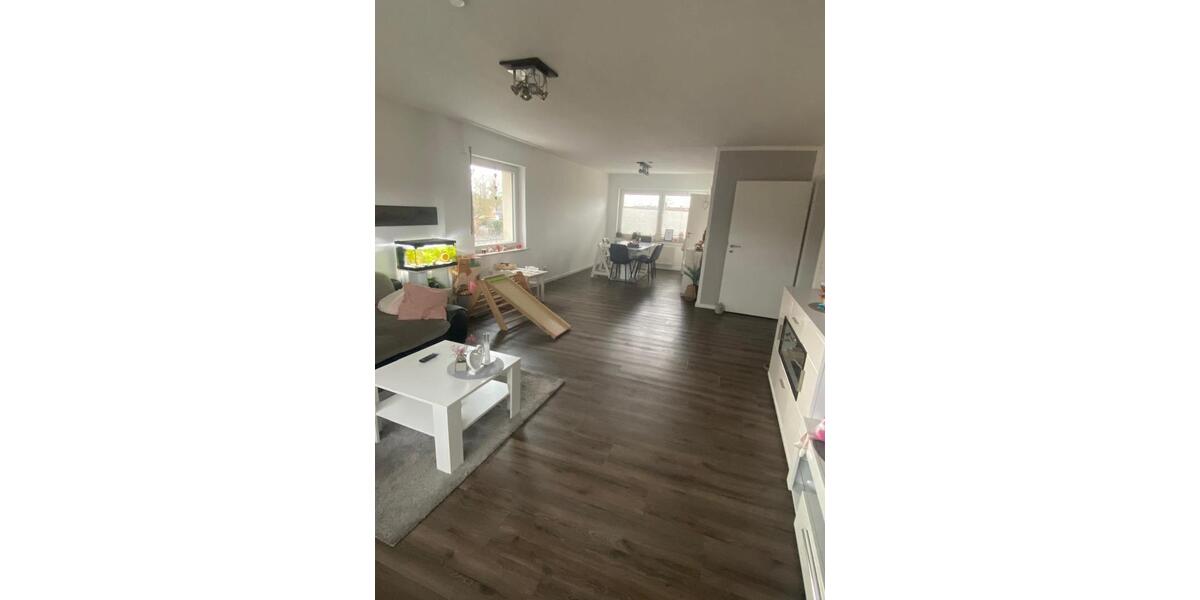 Etagenwohnung Zülpich - 3 Zimmer, 100 m&sup2;, 800&euro; | Angebot:25253840