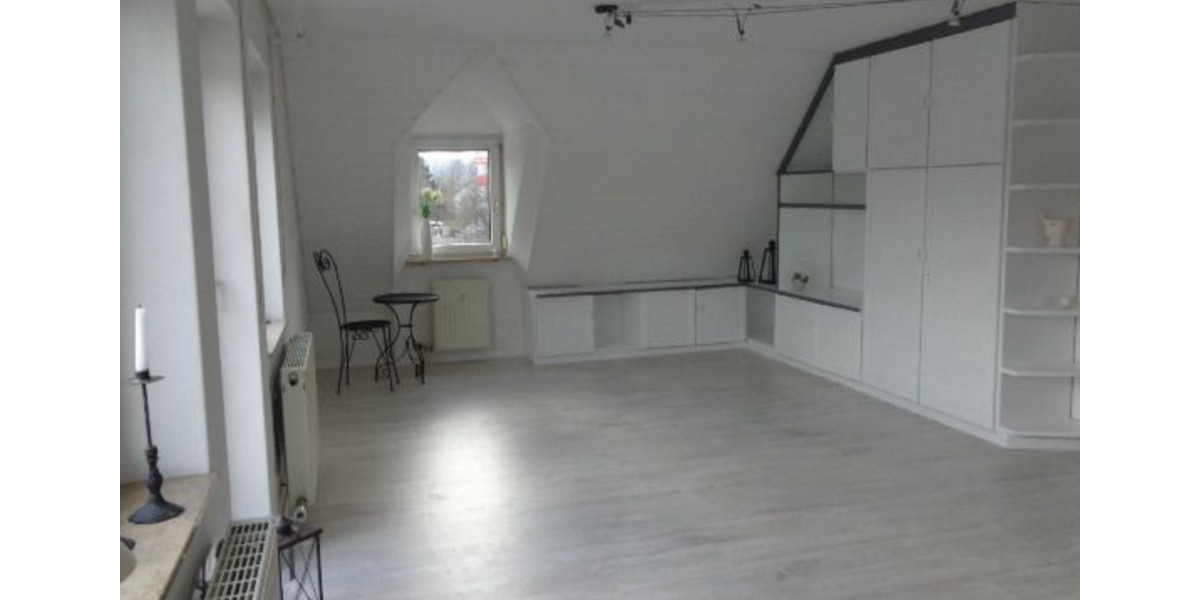 Dachgeschoßwohnung Künzelsau - 2 Zimmer, 50 m&sup2;, 149.000&euro; | Angebot:25992140