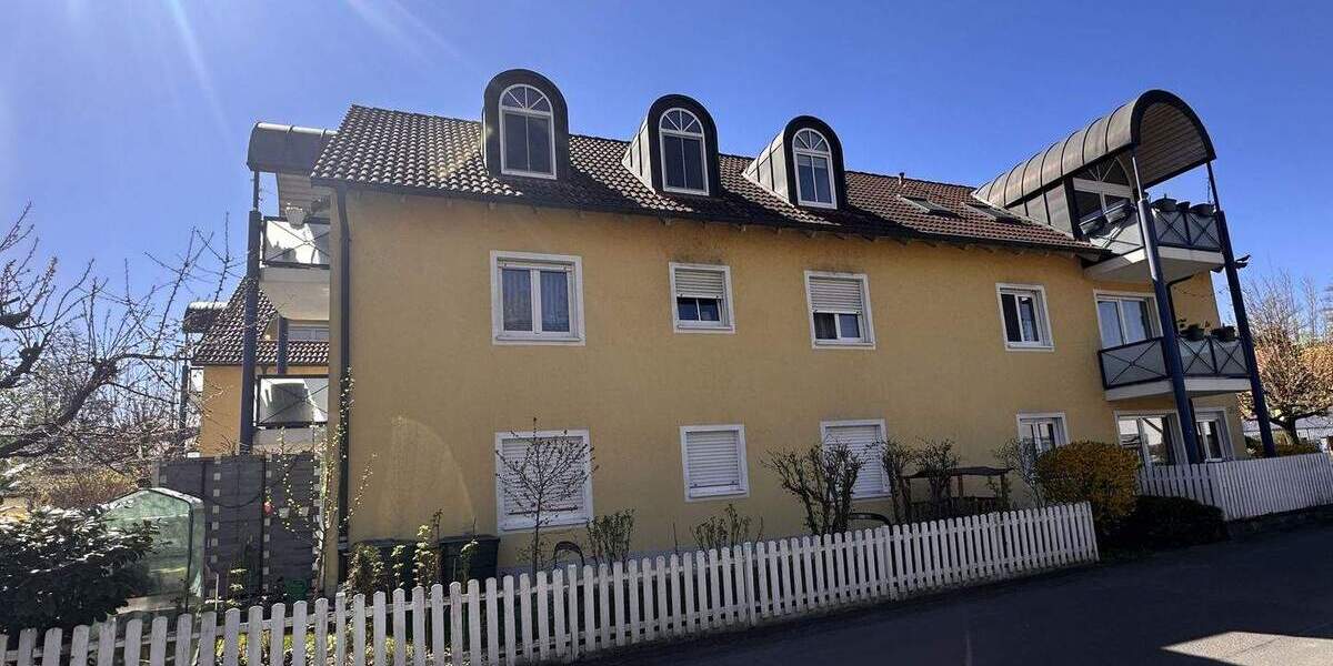 Etagenwohnung Würzburg Versbach - 2 Zimmer, 51 m&sup2;, 179.000&euro; | Angebot:26401355