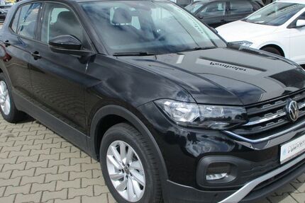 VW T-Cross 22.300 km 20.900 € Aichach 86551