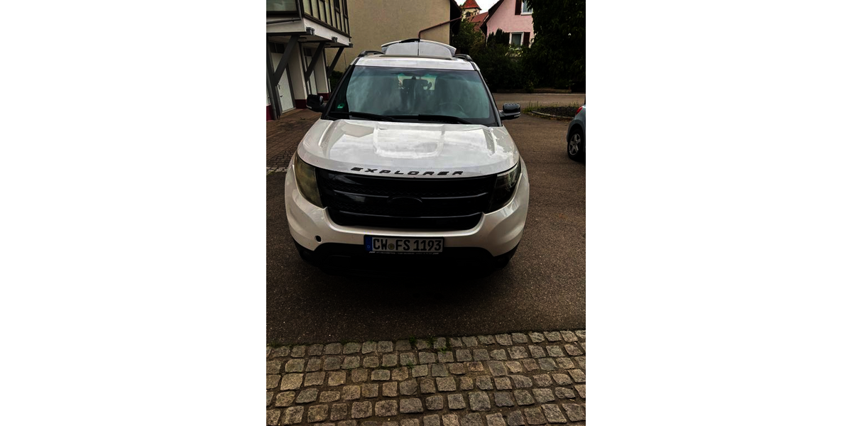 Ford Explorer 151.000 km 14.200 &euro; Neuweiler 75389