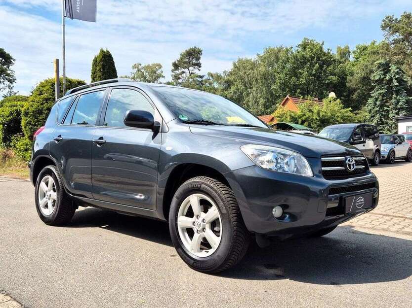 RAV 4
