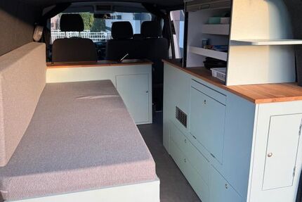 VW T5 Transporter 228.000 km 17.900 € Duisburg 47249