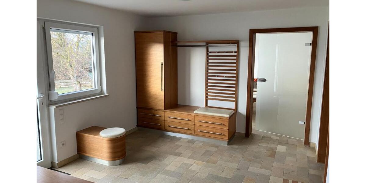 Etagenwohnung Ruhstorf an der Rott - 8 Zimmer, 150 m&sup2;, 1.050&euro; | Angebot:24774975