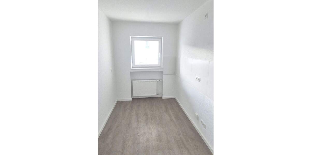 Etagenwohnung Bonn Pennenfeld - 2 Zimmer, 65 m&sup2;, 673&euro; | Angebot:24989836