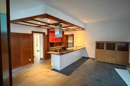 Charmante 2 Zimmer Wohnung Edenkoben! zimmer