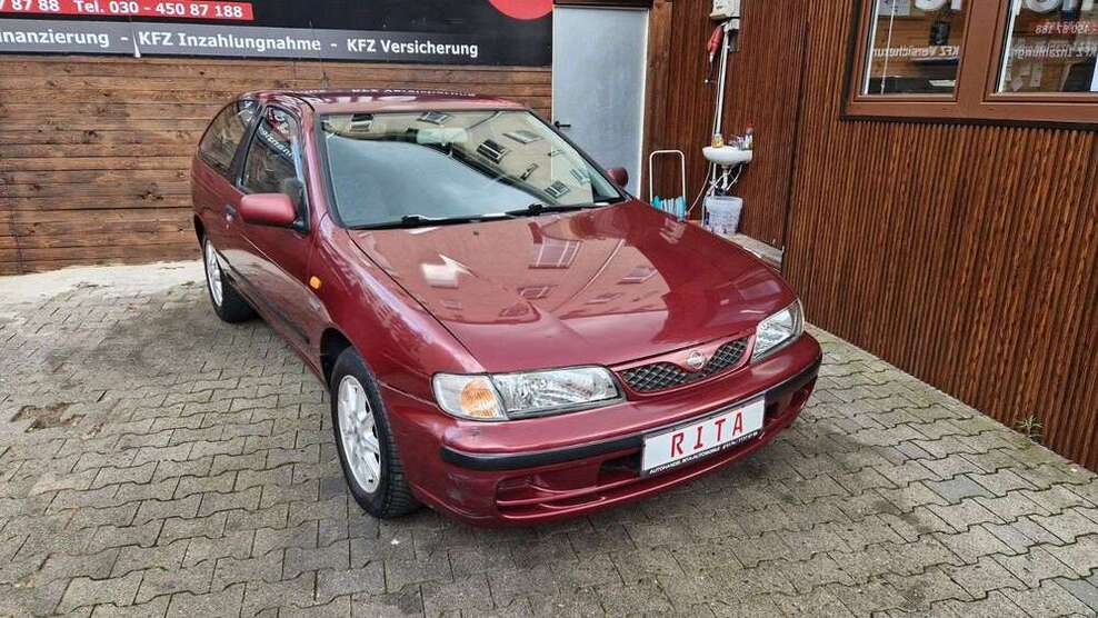 Nissan Almera 92.376 km 2.980 € Berlin 10627
