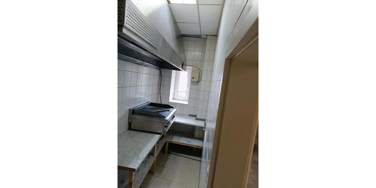 Einfamilienhaus Zeitz - 8 Zimmer, 450 m&sup2;, 500.000&euro; | Angebot:25901092