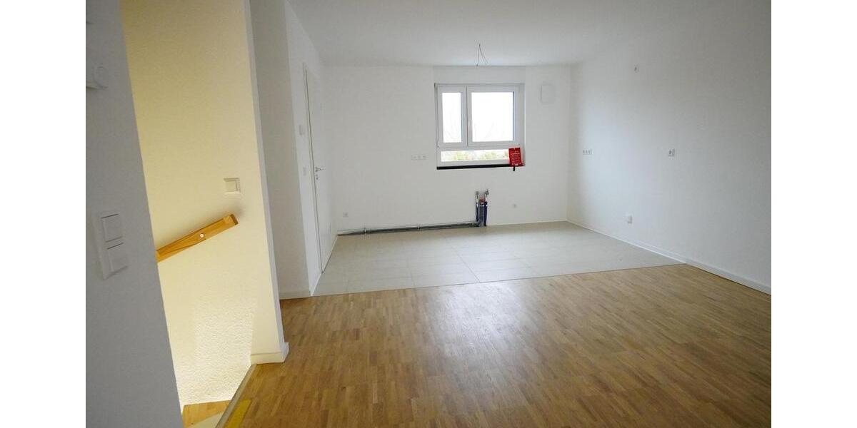 Reihenhaus Pforzheim Eutingen - 5 Zimmer, 132 m&sup2;, 1.499&euro; | Angebot:24747498