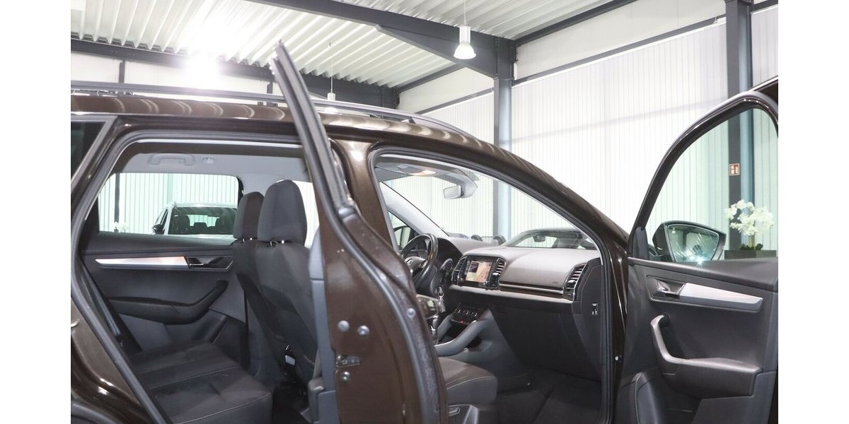 Skoda Karoq 1.5 TSI AMBITION / NAVI+APPLE+ANDROID+DAB 90.000 km 15.777 &euro; Hamm 59077