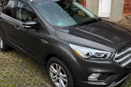 Ford Kuga 89.000 km 13.999 &euro; Dresden 01139
