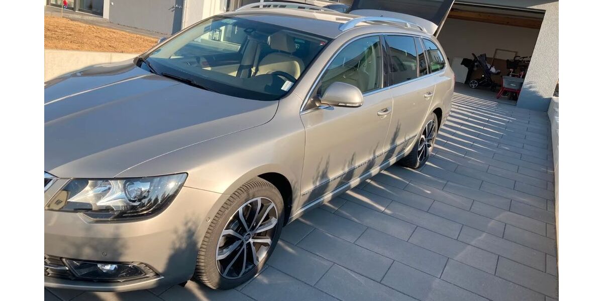 Skoda Superb 200.000 km 10.399 &euro; Neuenstein 74632